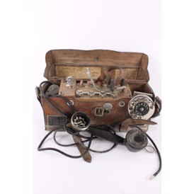 Telefon i lædertaske, svensk, s.h.